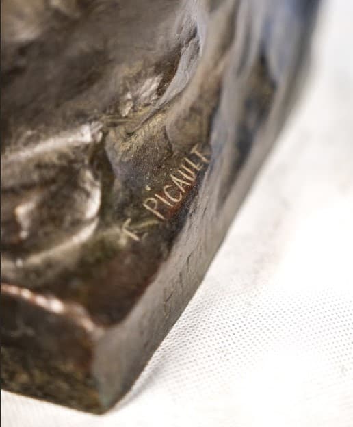 E.Picault 'Homo deis mentem rapuit' bronz szobor 19.század