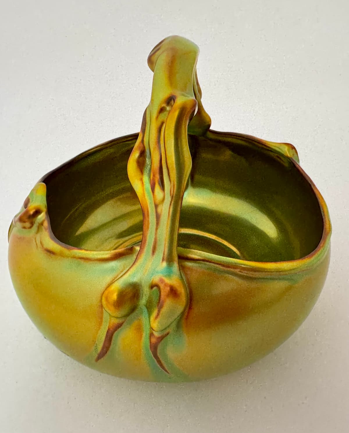 Zsolnay Bonbonier serving bowl with handles