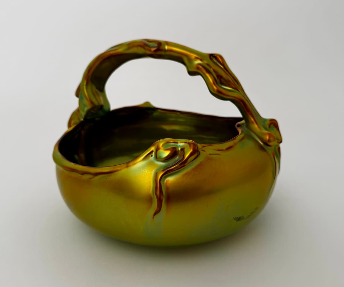 Zsolnay Bonbonier füles kínáló tál