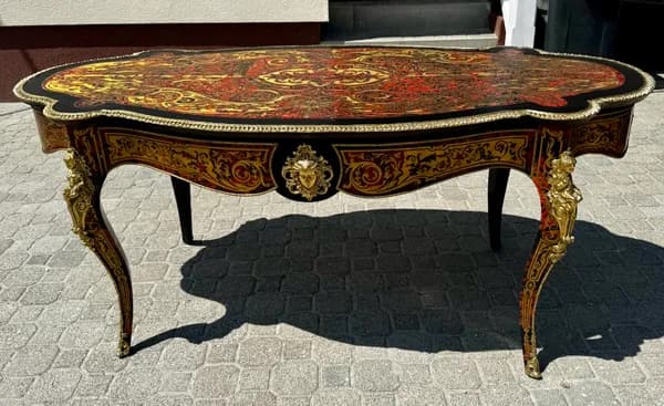 Burgundy Boulle table