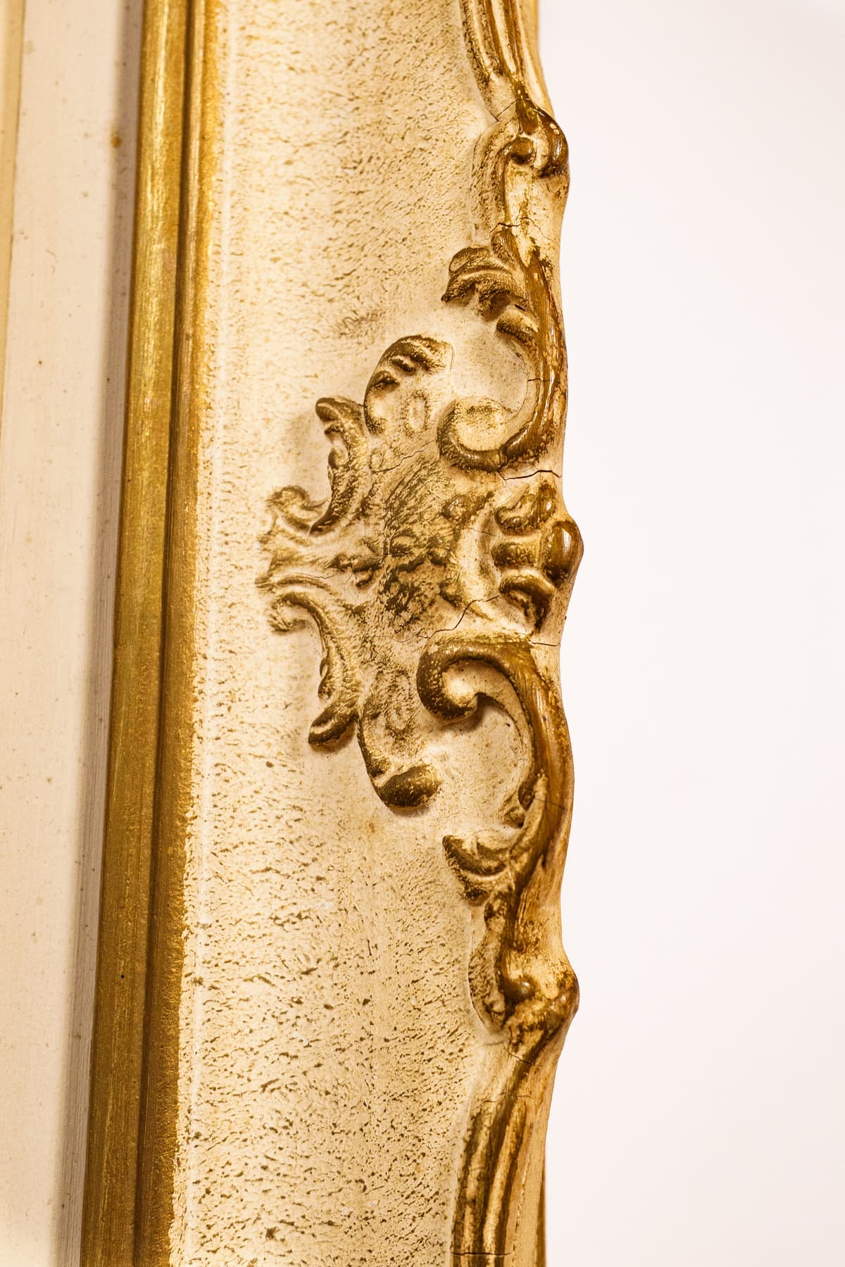 Fiatal női portré -  ART DECO homlokpánttal