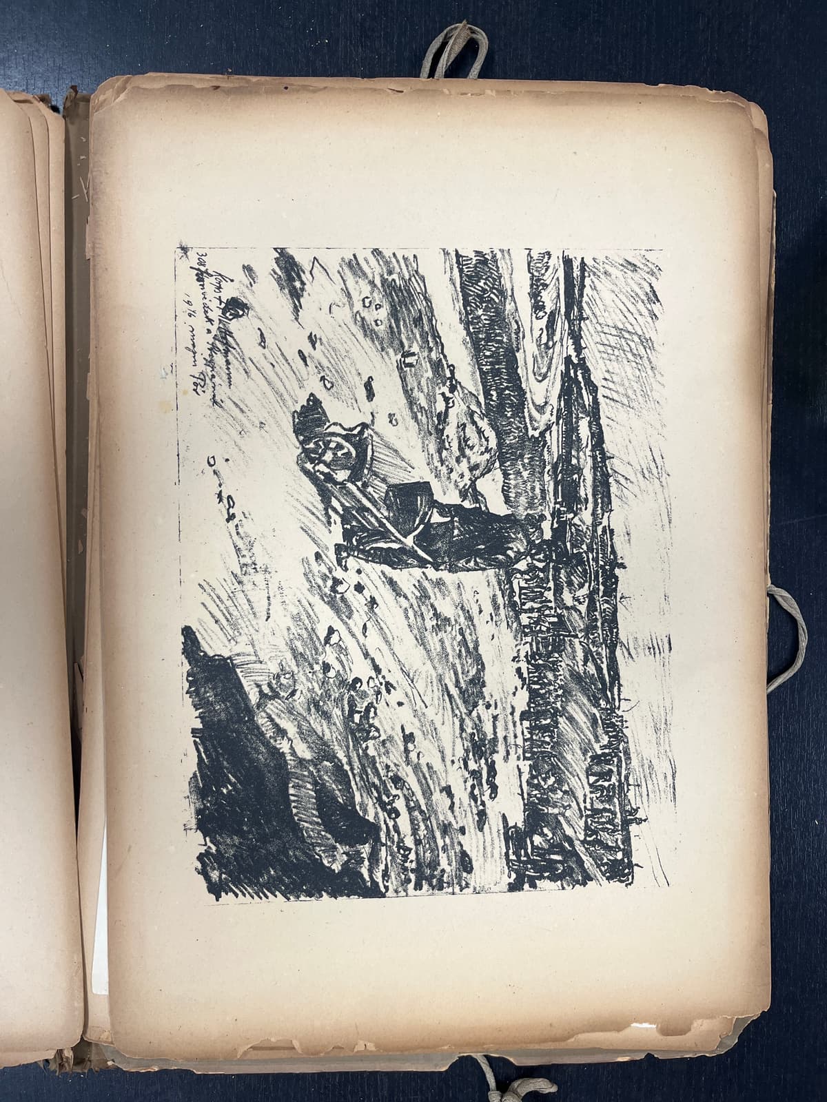 16 eredeti harctéri litográfia egy kötetben